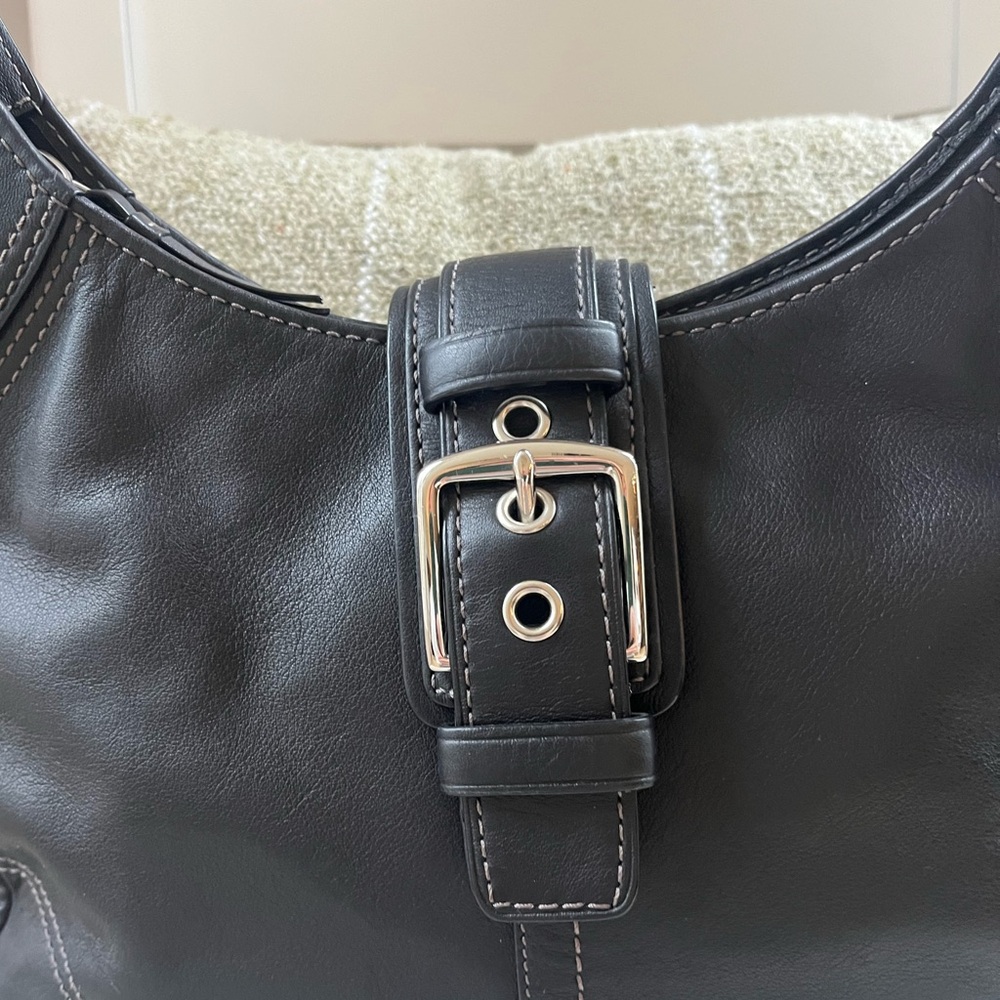 Vintage Coach Soho F1197 Black Leather Buckle Shoulder Bag – Y2K 2000s Classic - Picture 4 of 12